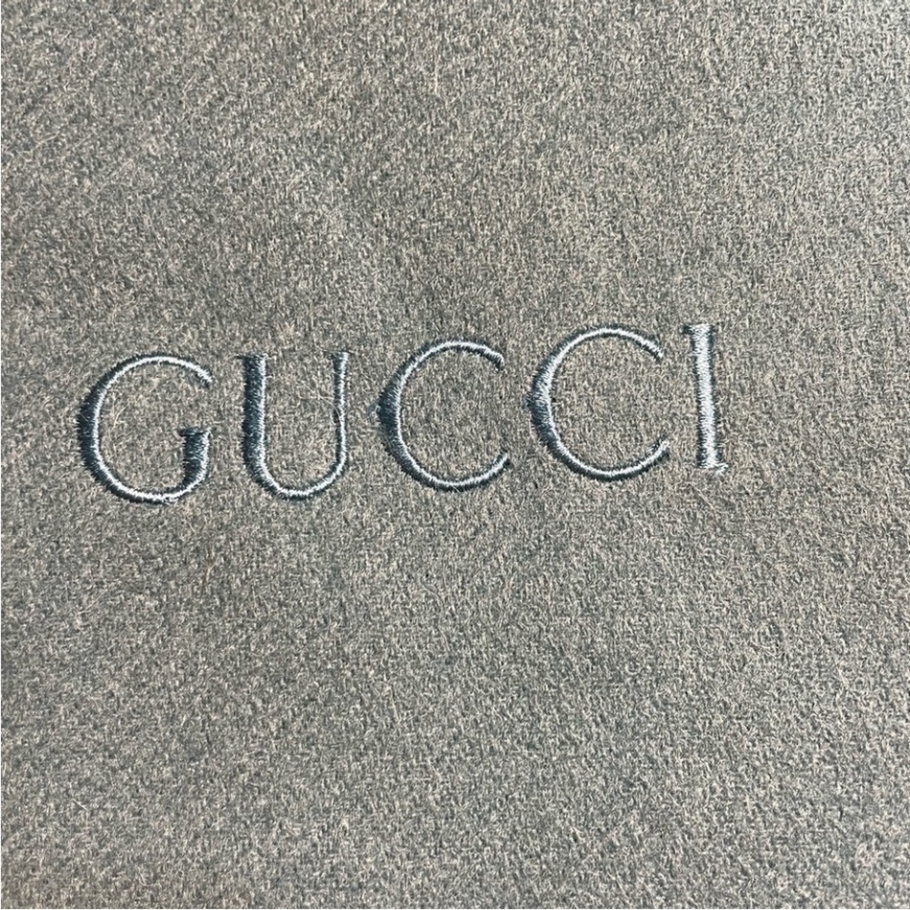 GUCCI 100% Cashmere shawl wrap scarf New! - Picture 12 of 14